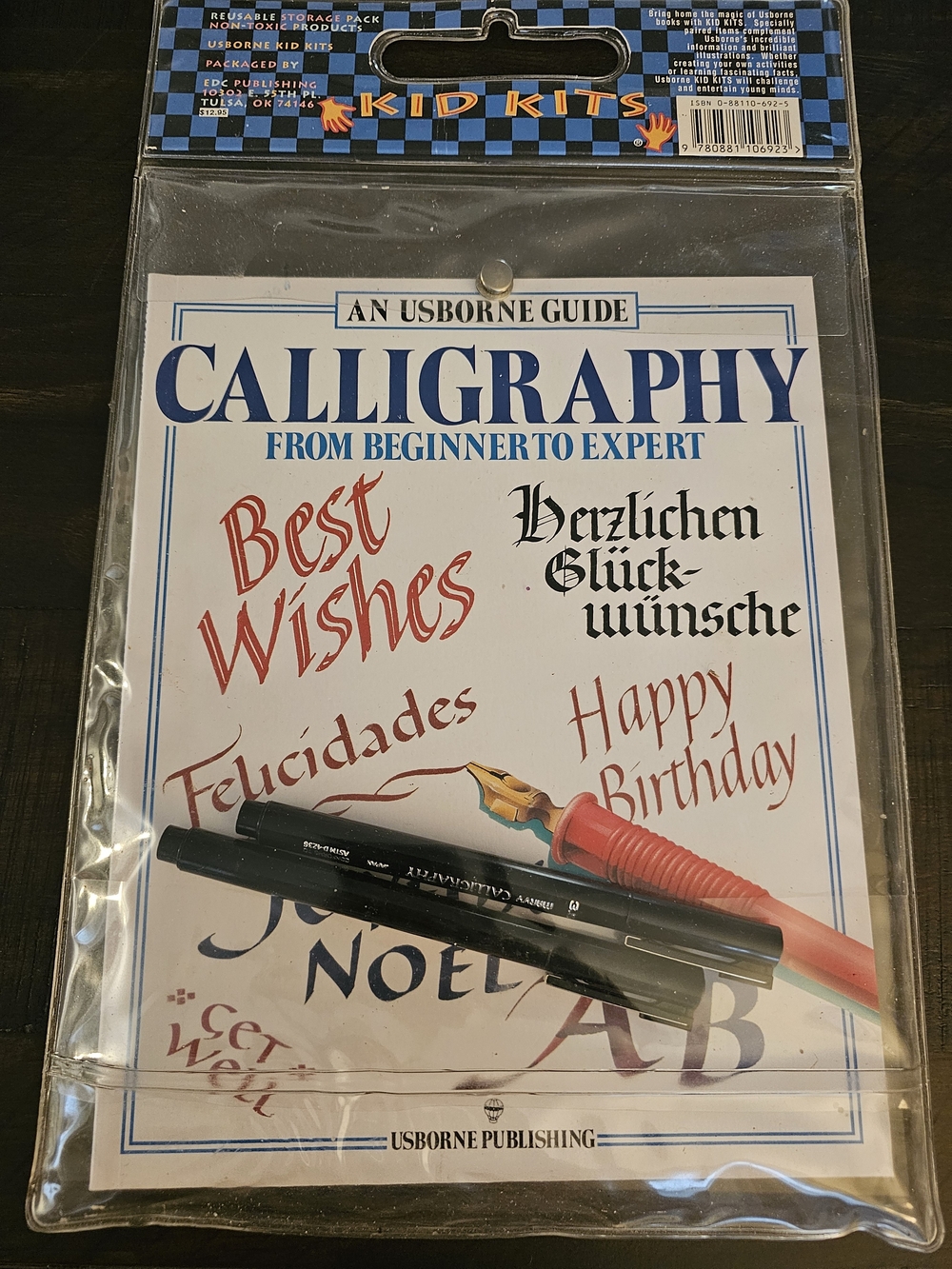 USBORNE Calligraphy Kit - Blue and Red Accents with Black Pens